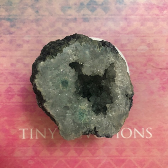 Agate Miniature Colored Geode / Bundle of 4 - Picture 4 of 12